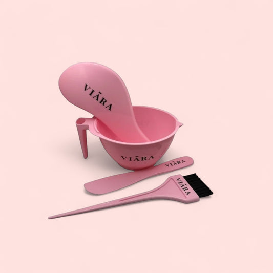 Kit Accesorios Viara ideal para la perfecta manipulación y aplicación en todos tus trabajos de peluquería: Decoloración, Alisados, Coloración, Tratamientos o en tu cabello de manera profesional e higiénica.